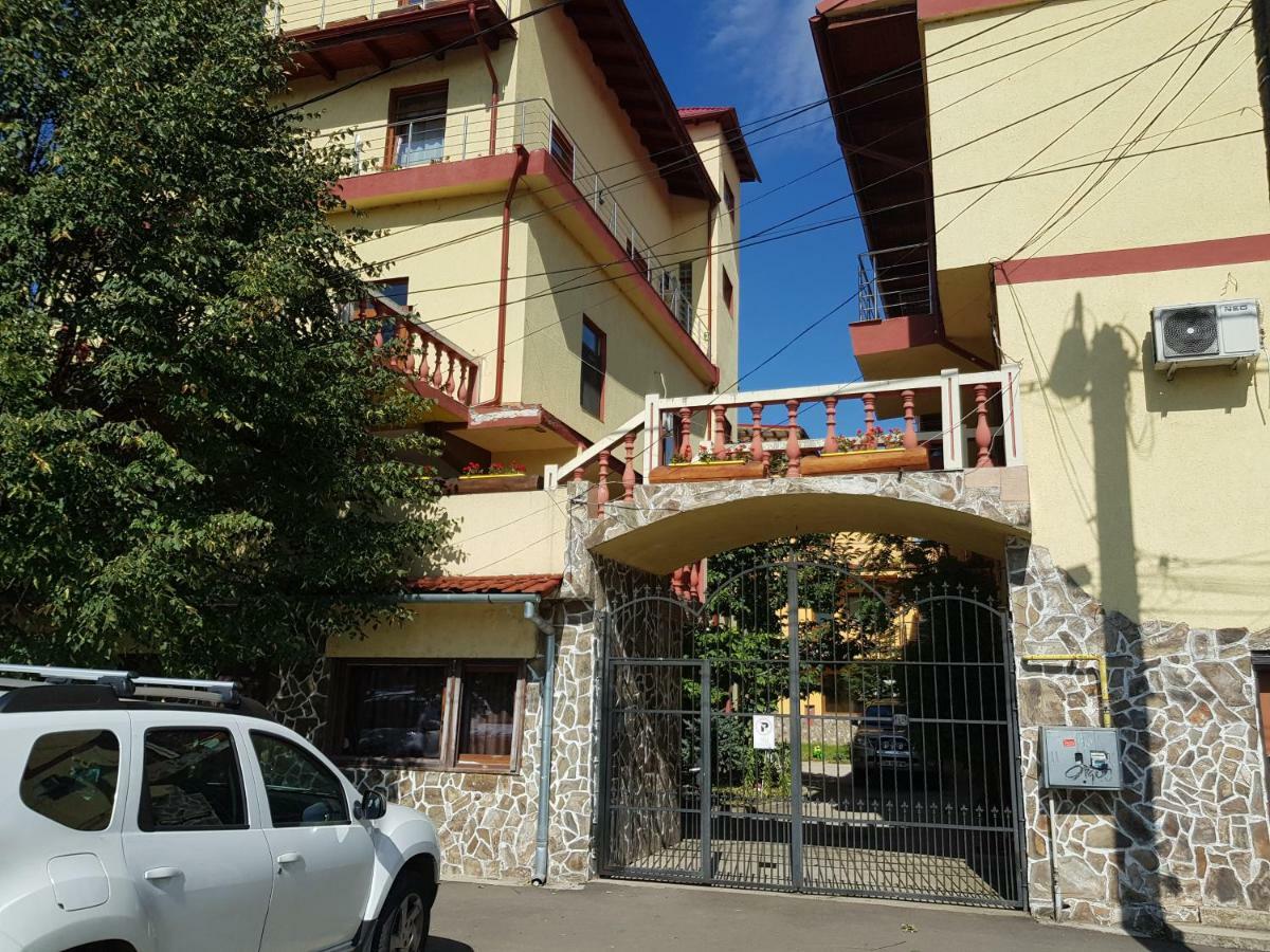 Casa Tiky Ξενοδοχείο Τιμισοάρα Εξωτερικό φωτογραφία
