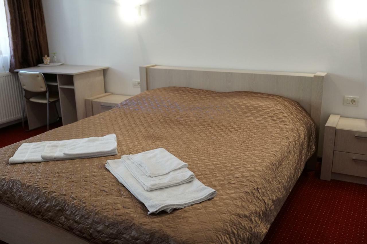 Casa Tiky Ξενοδοχείο Τιμισοάρα Εξωτερικό φωτογραφία