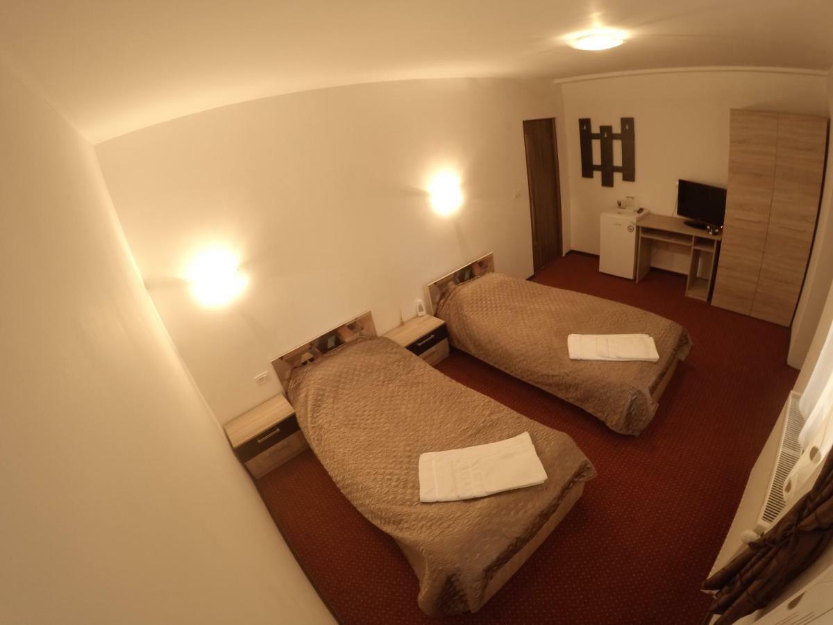 Casa Tiky Ξενοδοχείο Τιμισοάρα Εξωτερικό φωτογραφία